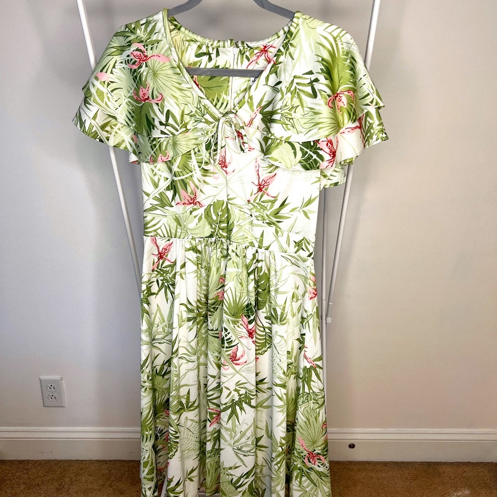 Plaza South Vintage Green and Pink Tropical Dress